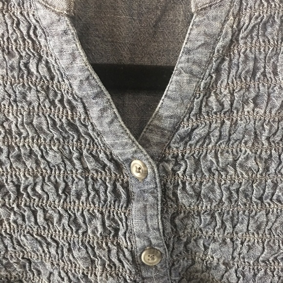 🆕Chambray Tunic🆕 - Picture 4 of 5